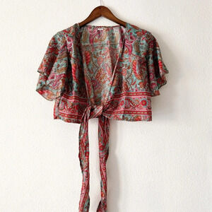 Silky Like Boho Paisley Top Crop Tie Front Shawl Short Sleeve L/XL Multicolor